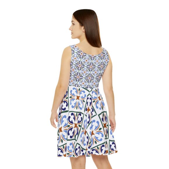 Bohemian Multicolor Skater Dress – Flowing Style for Outdoor Parties - Image 4